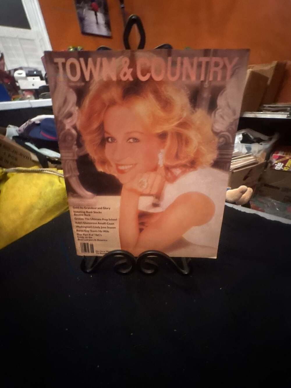 Town & Country Magazine, June 1985 Issue